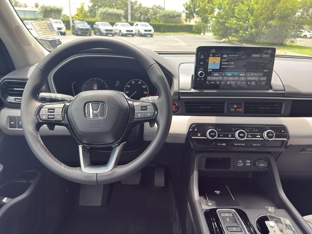 New 2025 Honda Pilot EX-L image 16