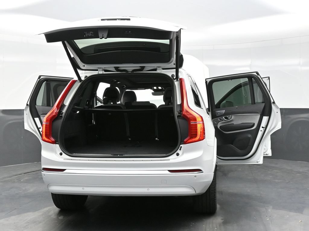 Used 2023 Volvo XC90 T8 Ultimate AWD/4WD image 39