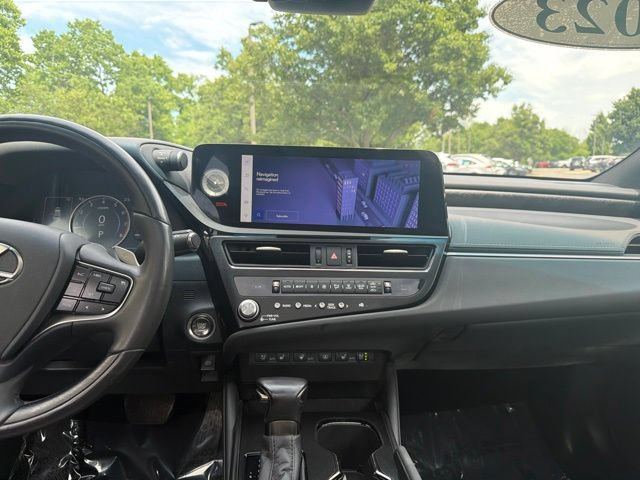 Used 2023 Lexus ES 350 w/ Accessory Package (Z1) FWD image 13