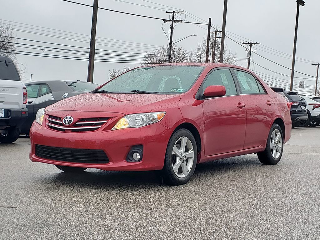 Used 2013 Toyota Corolla LE w/ Premium Complete Pkg FWD image 1