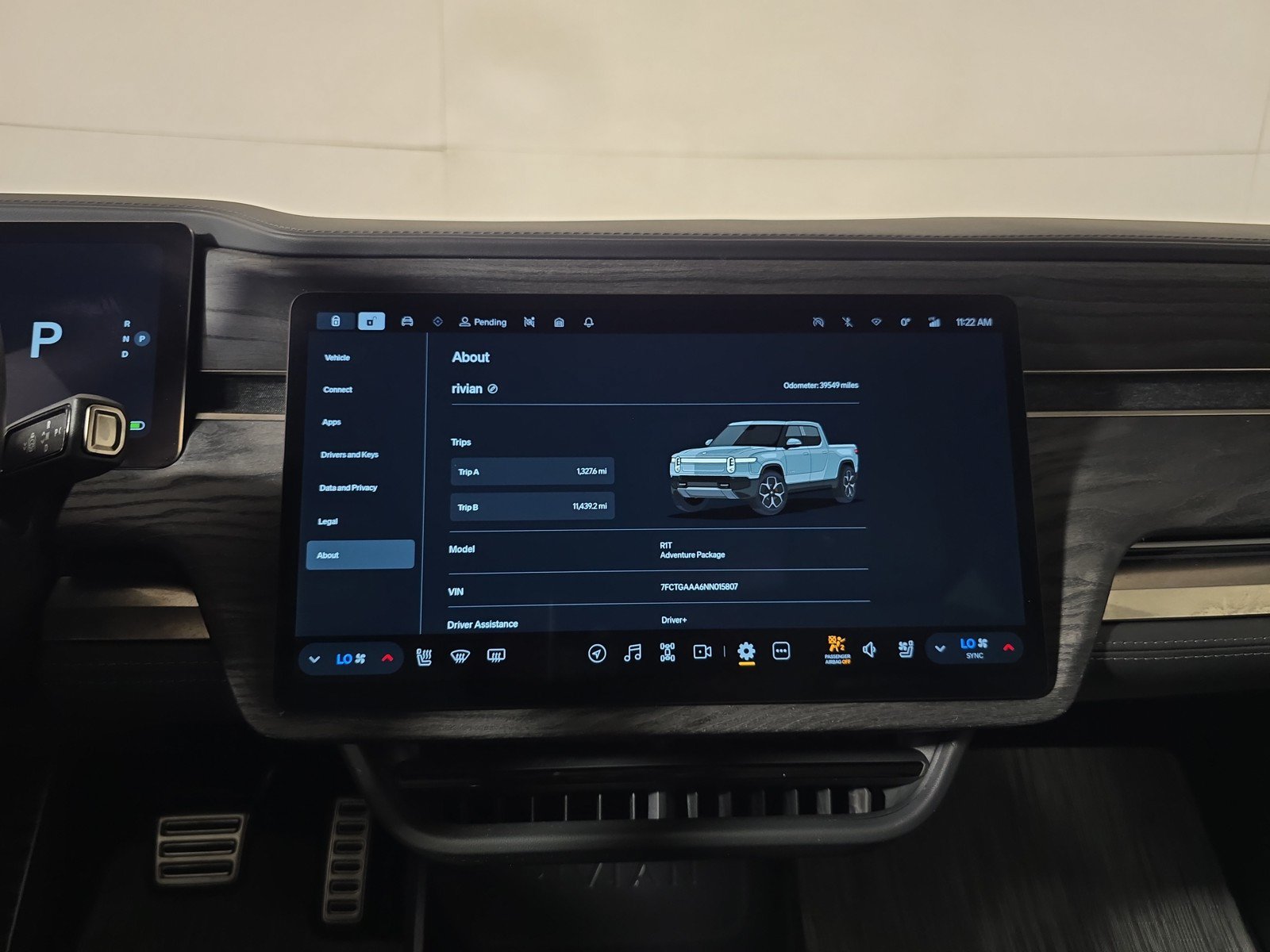 Used 2022 Rivian R1T Adventure AWD/4WD image 27