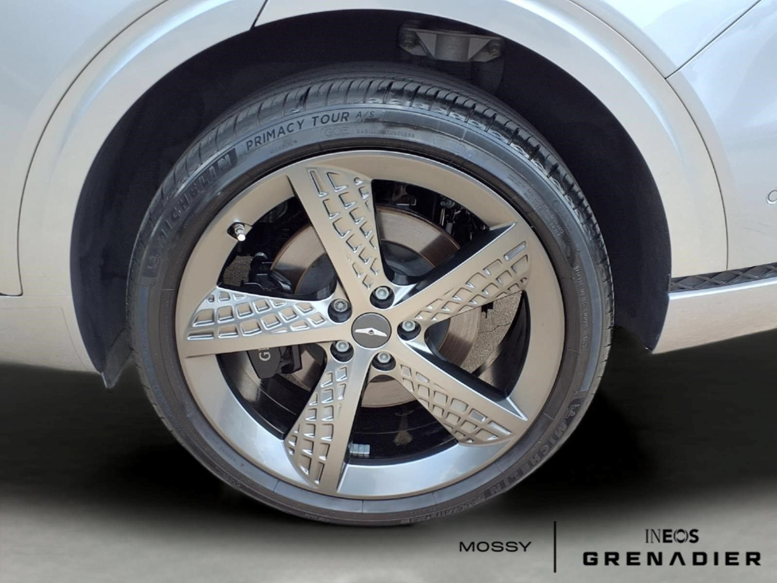 Used 2024 Genesis GV70 3.5T Sport w/ Sport Prestige Package AWD/4WD image 7