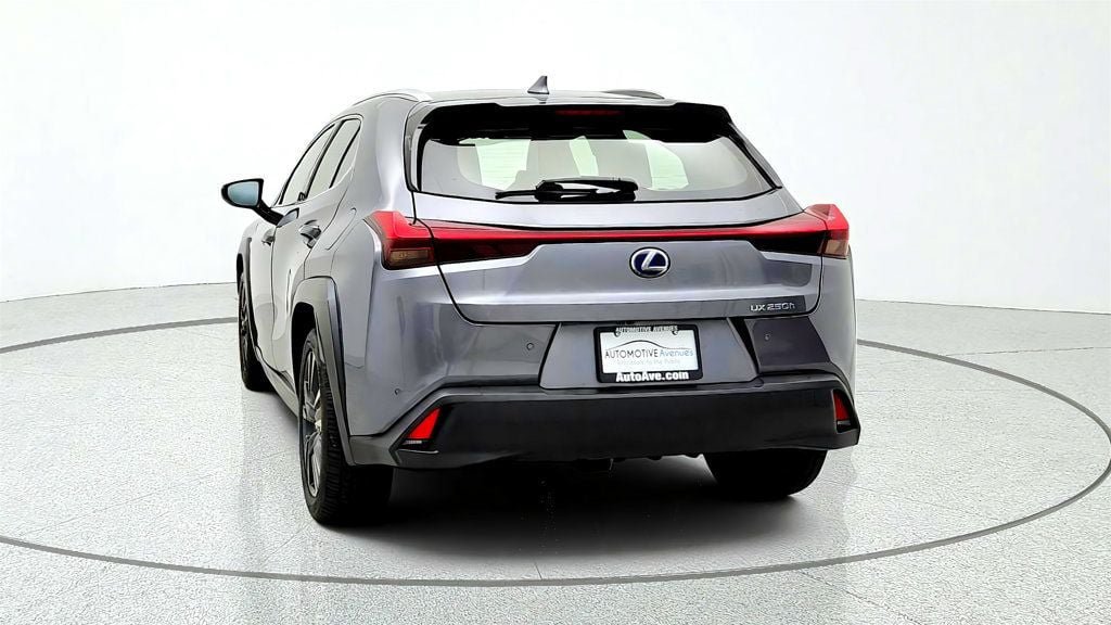 Used 2021 Lexus UX 250h w/ Premium Package AWD/4WD image 6