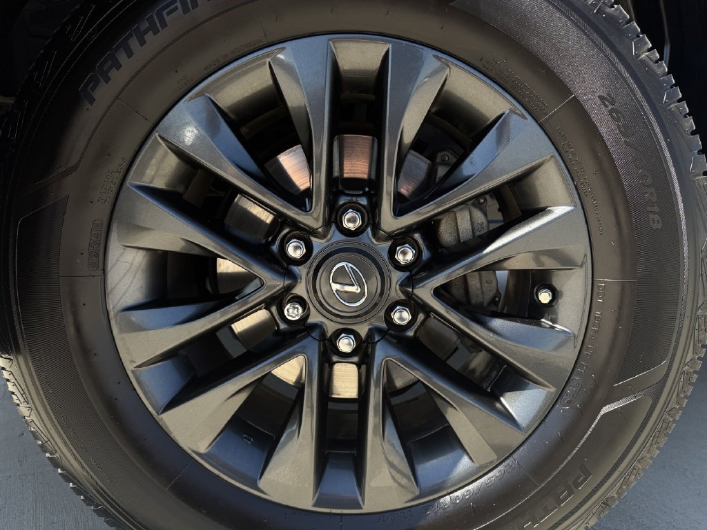 Used 2023 Lexus GX 460 Premium w/ Premium Plus Package AWD/4WD image 9
