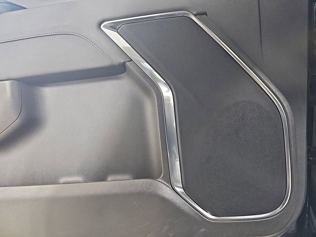 Used 2024 Chevrolet Silverado 1500 LT image 33