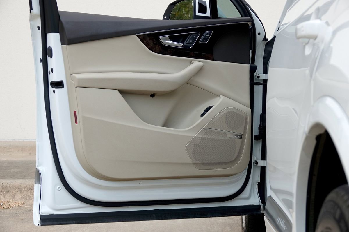 Used 2019 Audi Q7 3.0T Prestige w/ Prestige Package image 36