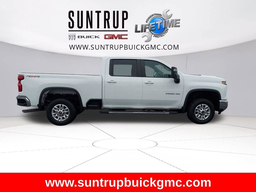 Used 2024 Chevrolet Silverado 2500 LT image 9