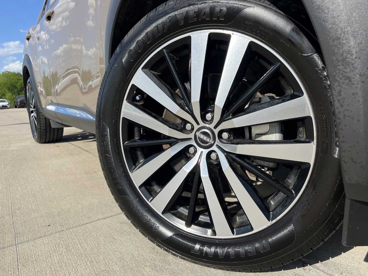 Certified 2023 Nissan Pathfinder Platinum w/ Cargo Package image 7