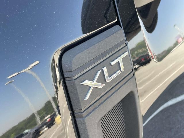 Used 2022 Ford Maverick XLT image 8