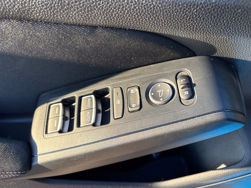 Used 2023 Honda Civic Sport image 15