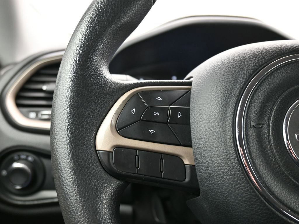 Used 2017 Jeep Renegade Sport w/ Power & Air Group image 48