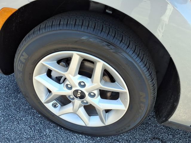 Used 2025 Kia Soul S image 8