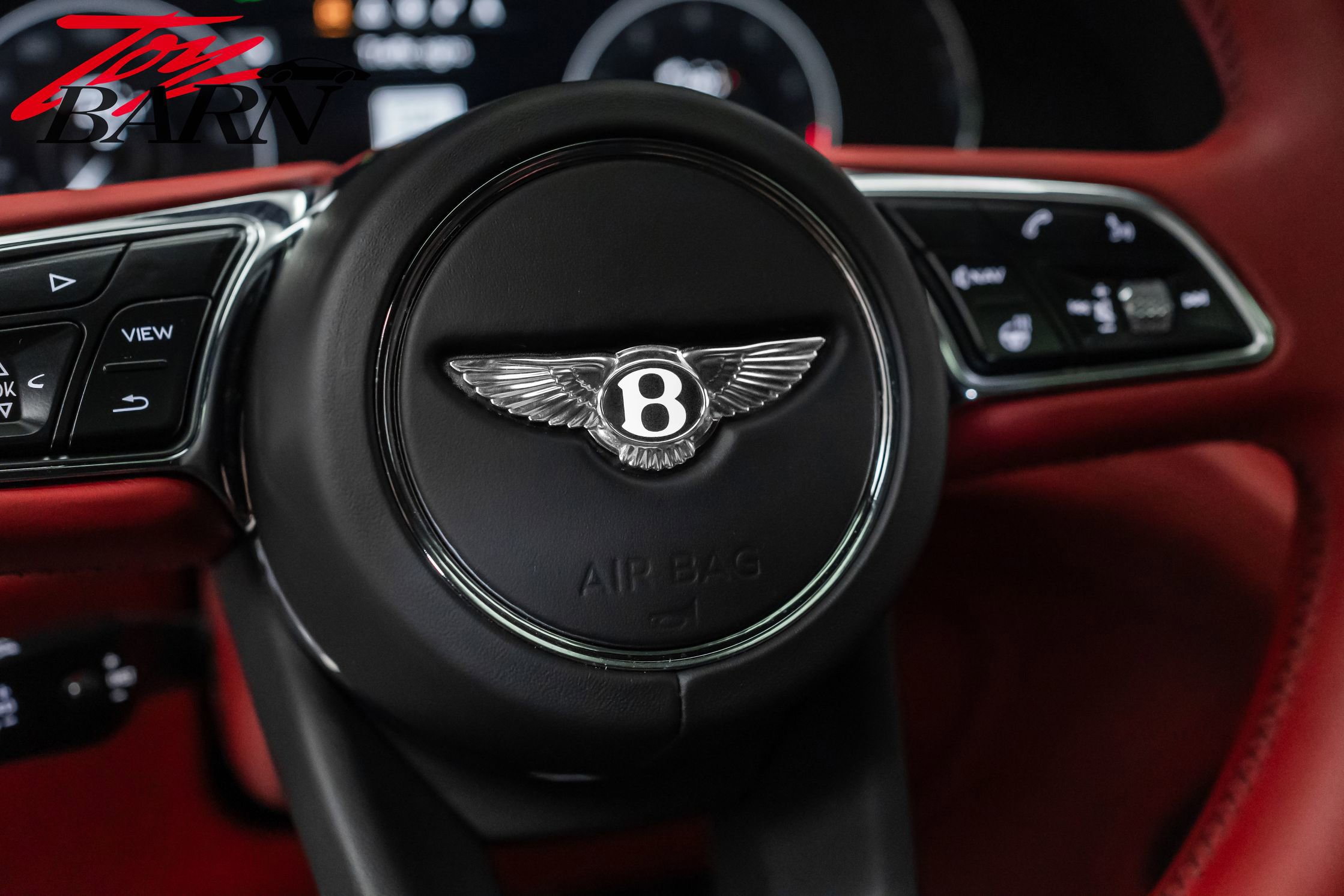 Used 2022 Bentley Bentayga image 34