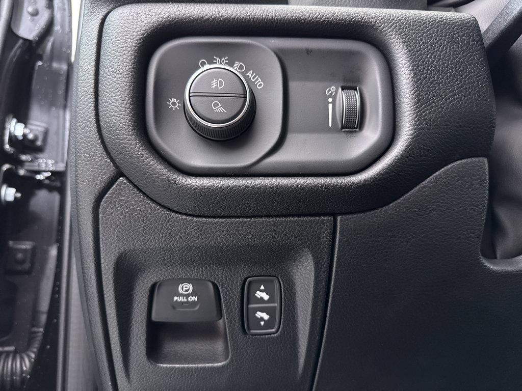 New 2026 RAM 1500 Big Horn w/ Night Edition image 31