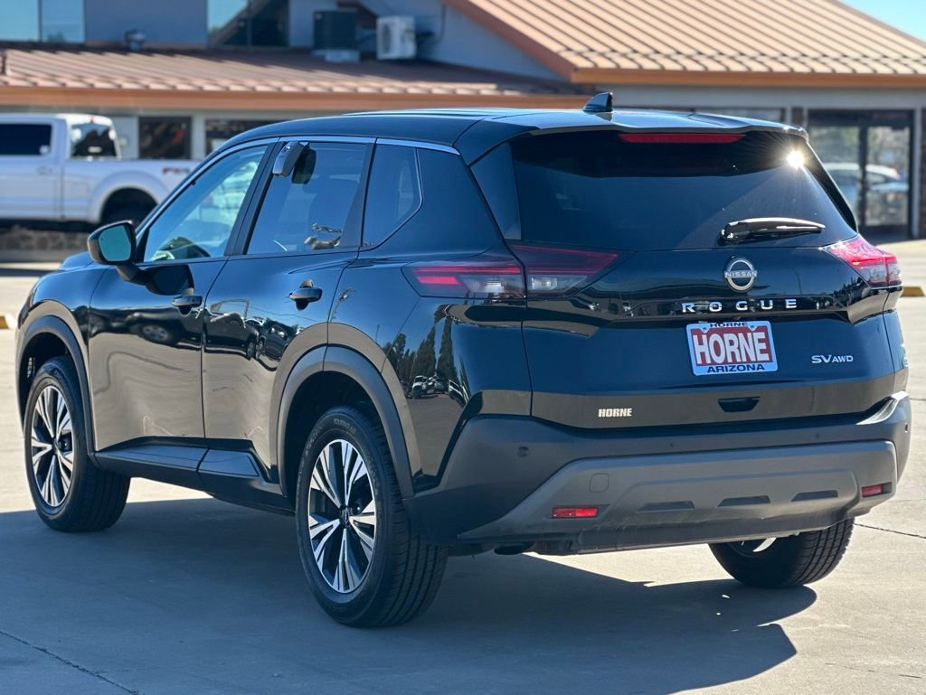 Used 2023 Nissan Rogue SV image 5