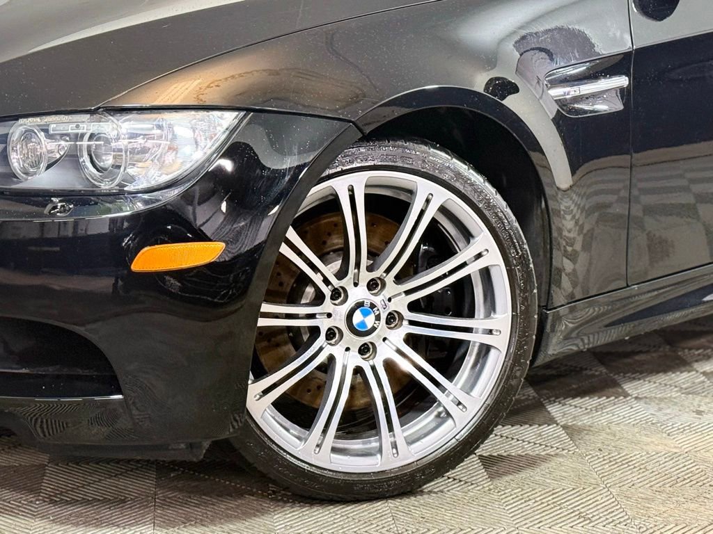 Used 2013 BMW M3 Convertible image 2