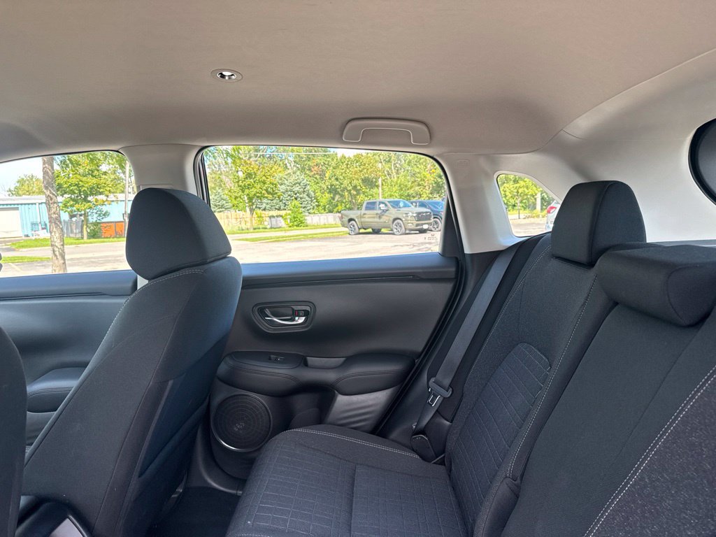 Certified 2024 Honda HR-V LX image 18