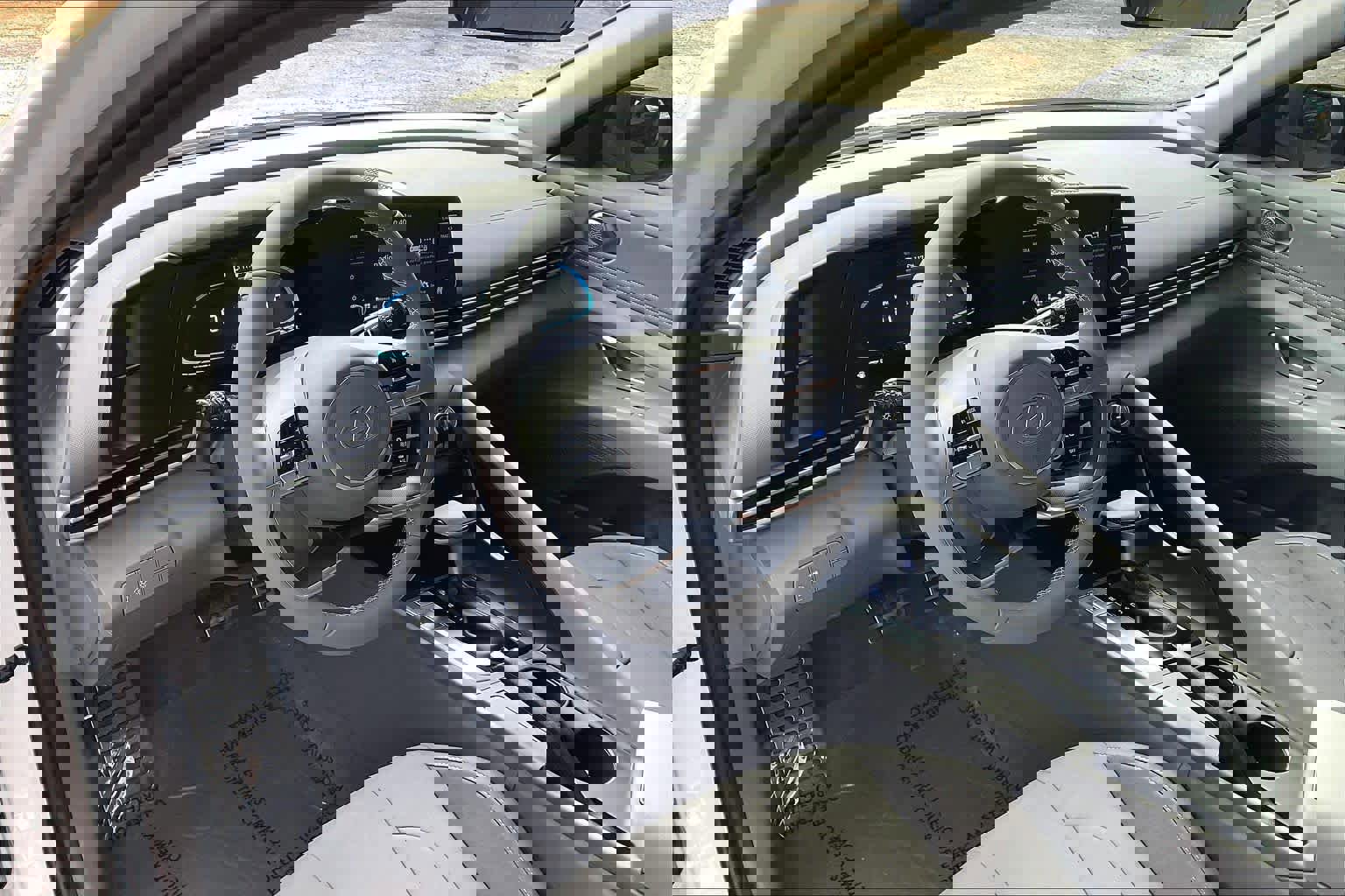 Certified 2025 Hyundai Elantra Sport image 18