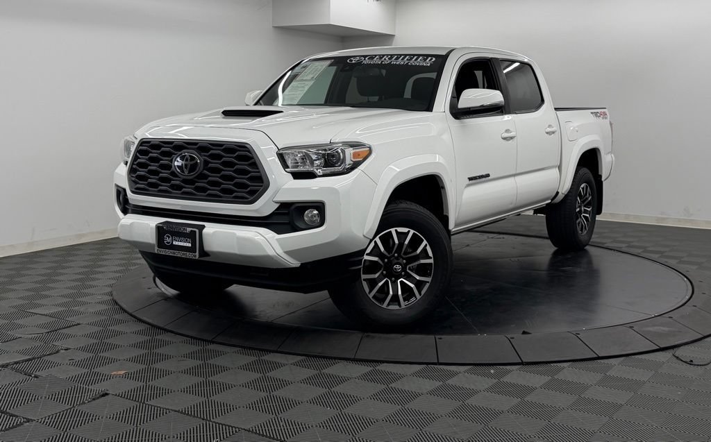 Certified 2021 Toyota Tacoma TRD Sport w/ Technology Package AWD/4WD image 3