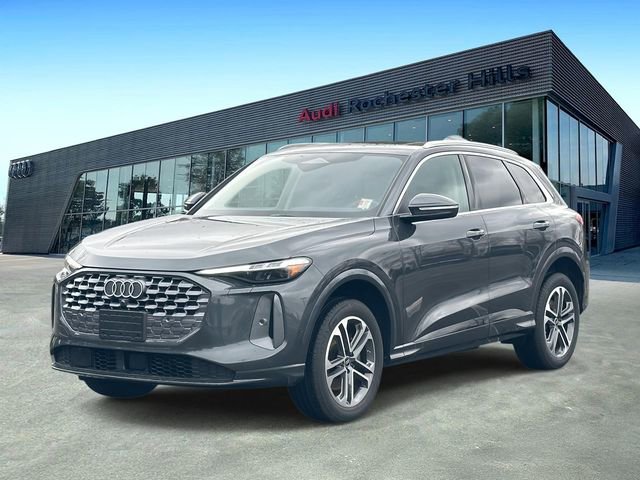 Certified 2025 Audi Q5 Premium Plus w/ Premium Plus image 1