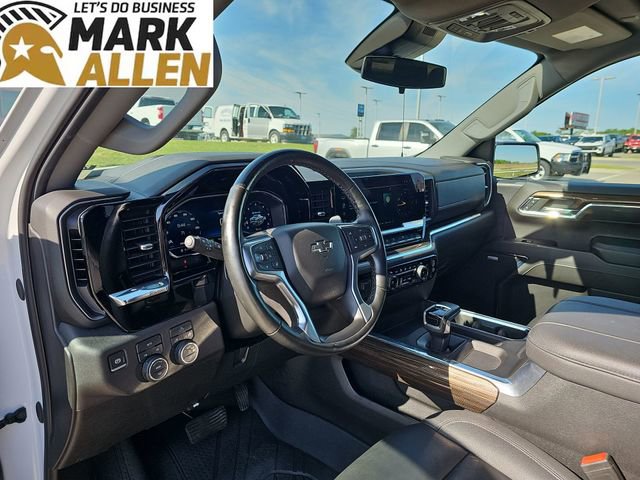 Used 2024 Chevrolet Silverado 1500 RST w/ Convenience Package II AWD/4WD image 10