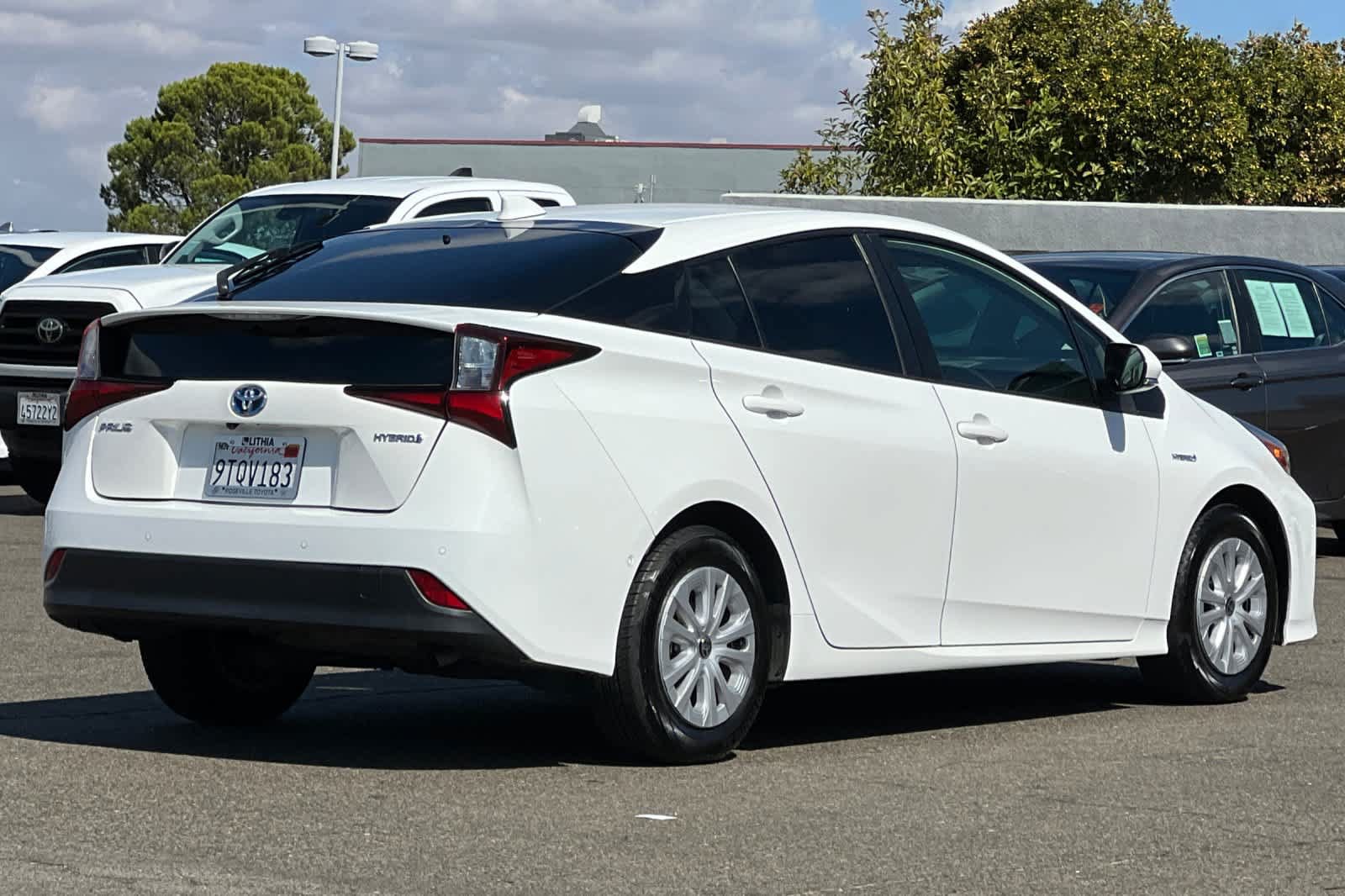 Certified 2022 Toyota Prius LE FWD video 2
