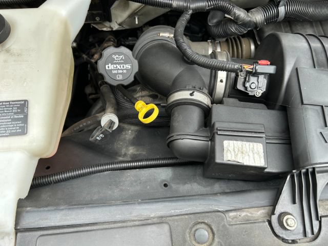 Used 2018 Chevrolet Express 2500 w/ Communications Package RWD image 35