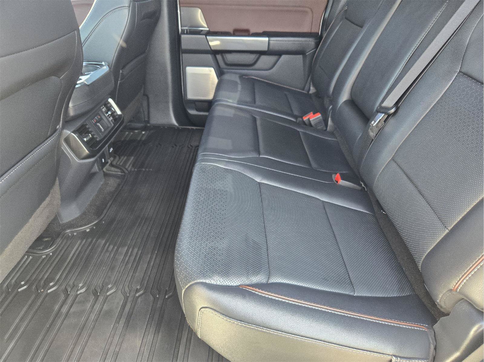 Used 2021 Ford F150 Lariat w/ Equipment Group 502A High AWD/4WD image 30