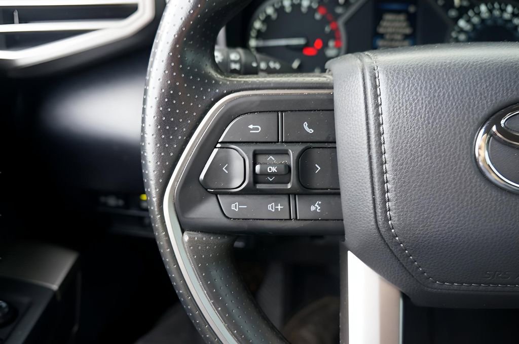 Used 2025 Toyota Tundra SR5 w/ SR5 Convenience Package image 22