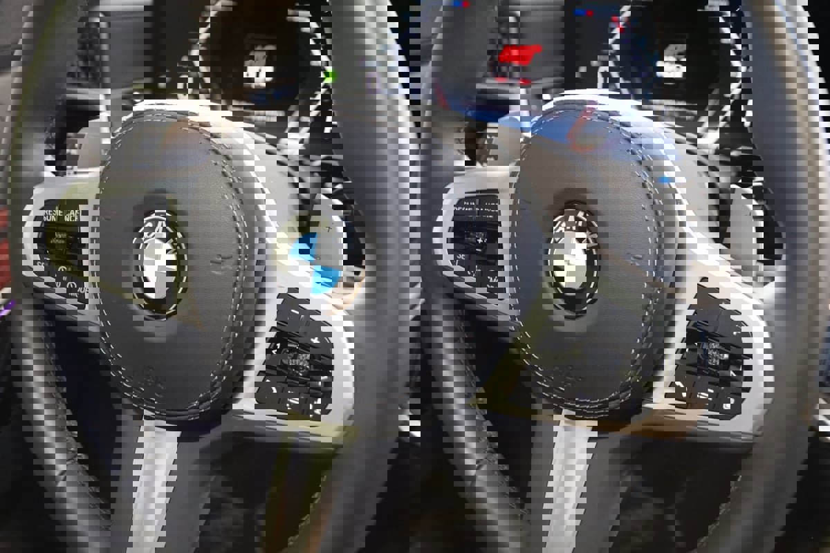 Used 2024 BMW X6 xDrive40i image 56