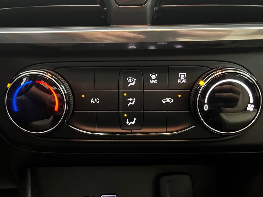 Used 2024 Buick Encore GX Preferred FWD image 6
