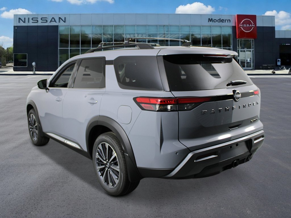 New 2026 Nissan Pathfinder Platinum w/ Accent Package FWD image 3