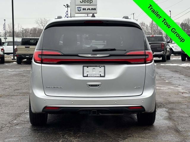 Used 2024 Chrysler Pacifica Pinnacle w/ Trailer Tow Group image 40