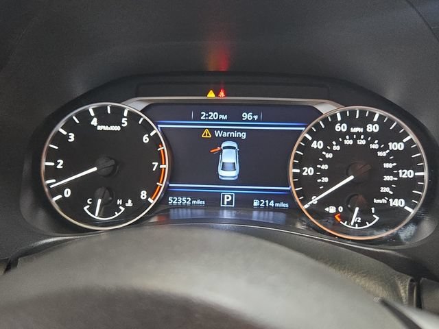 Used 2025 Nissan Altima 2.5 SV FWD image 14