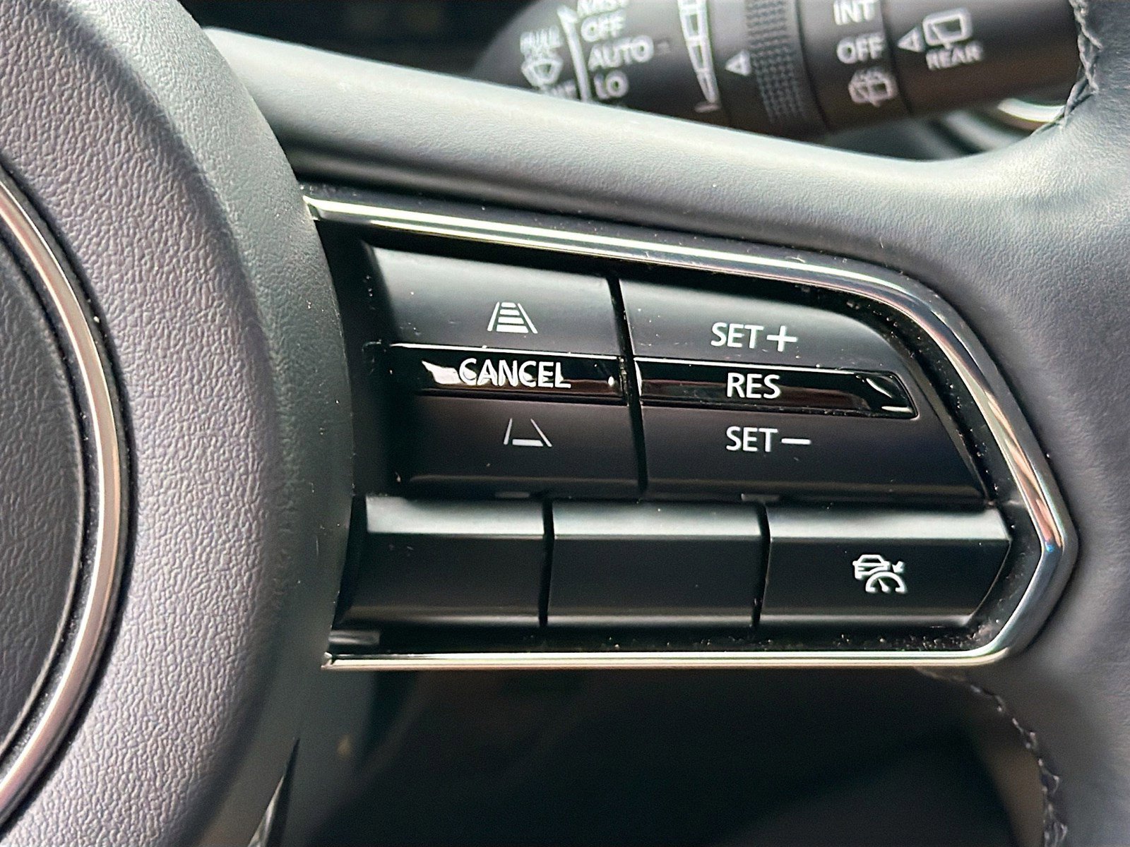 Used 2024 MAZDA CX-90 Plug-In Hybrid w/ Premium Plus AWD/4WD image 16