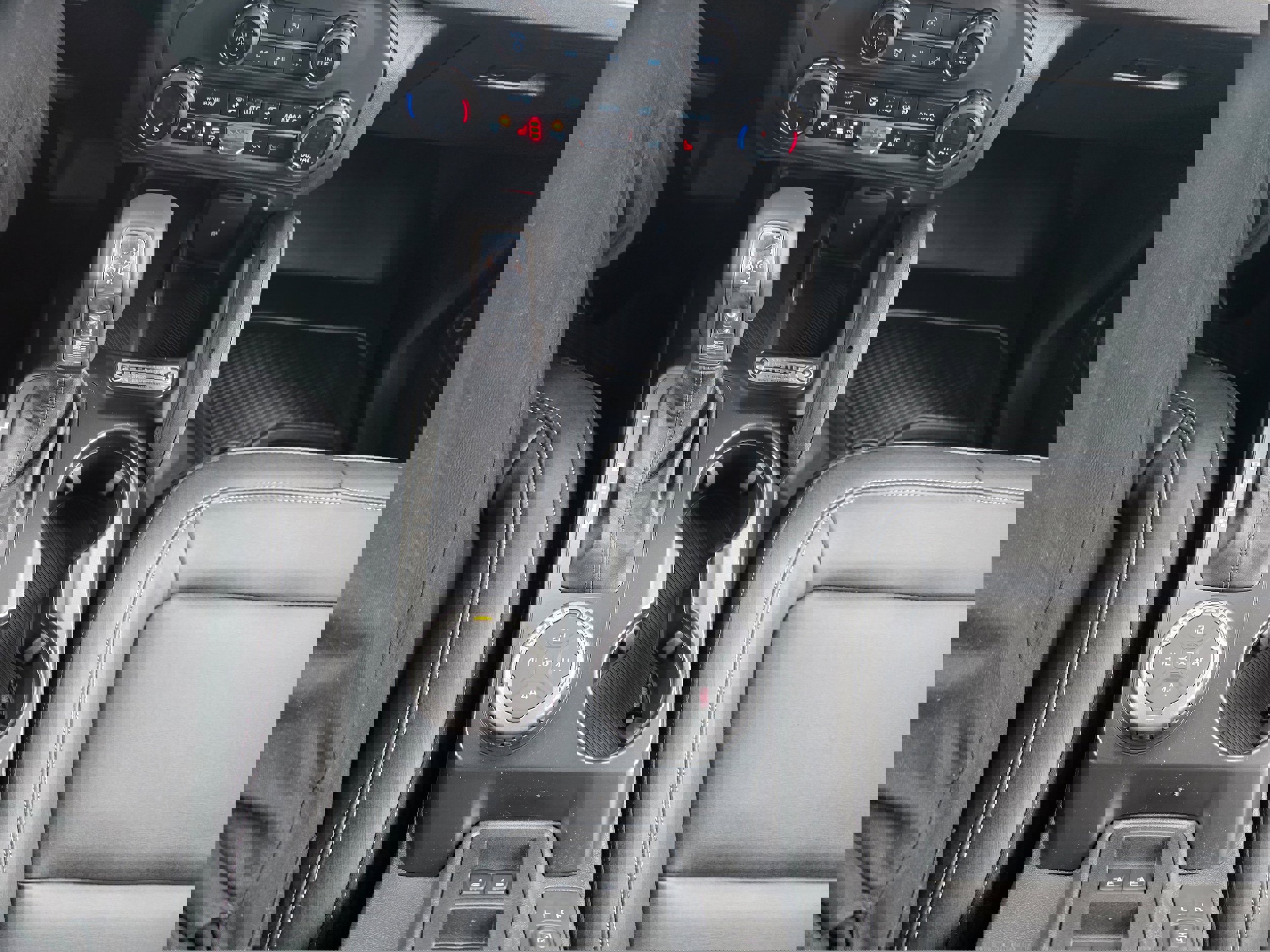 New 2025 Ford Bronco Badlands image 14