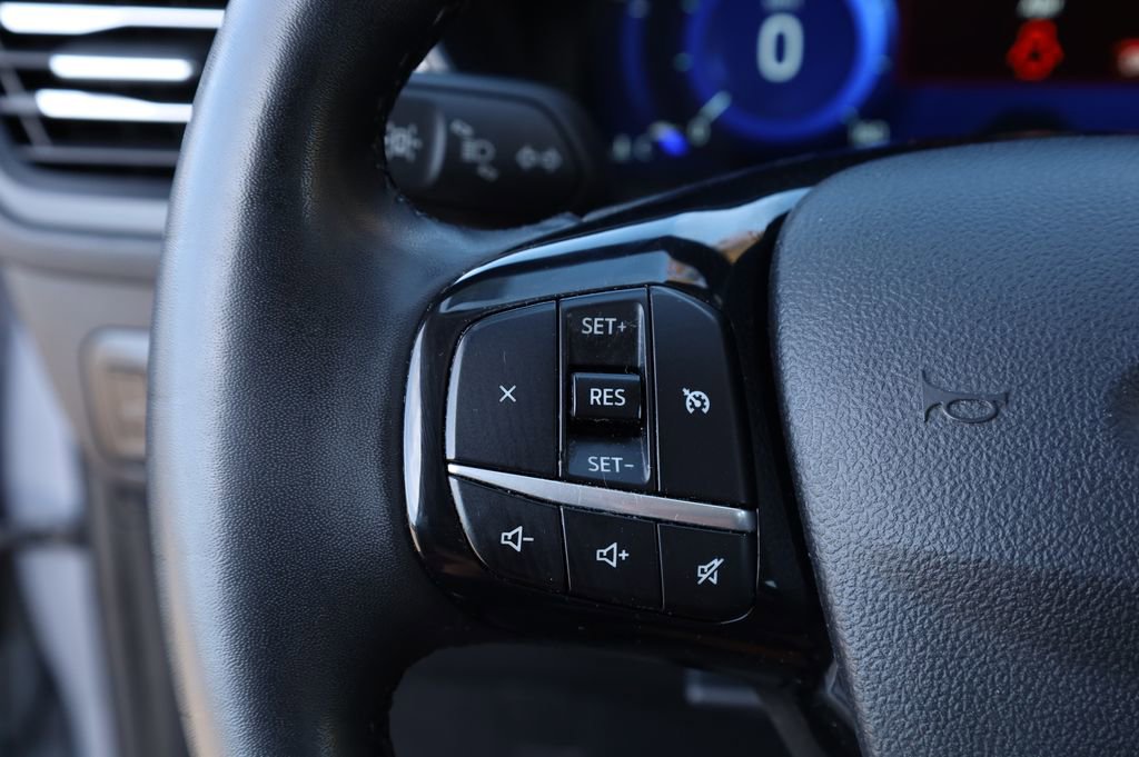 Used 2022 Ford Escape SEL w/ Technology Package image 23