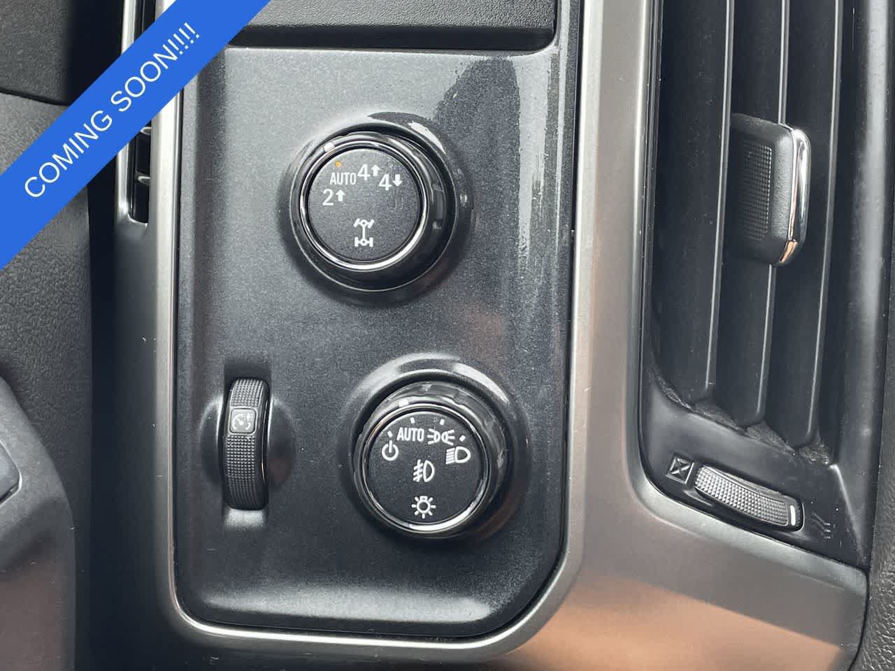 Used 2017 Chevrolet Silverado 1500 LTZ AWD/4WD image 26