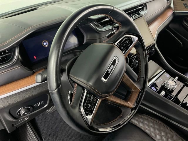 Used 2022 Jeep Grand Cherokee Summit w/ Adv Protech Group IV AWD/4WD image 24