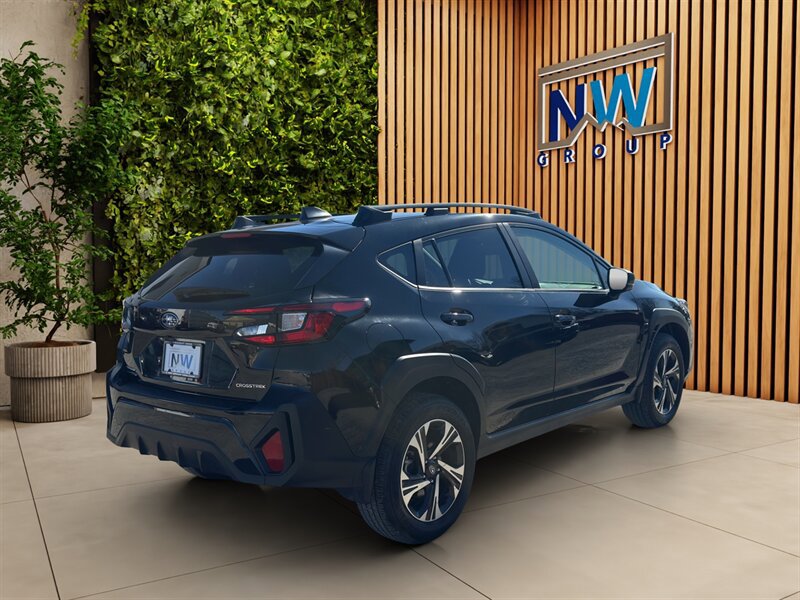 Used 2024 Subaru Crosstrek 2.0i Premium AWD/4WD image 27