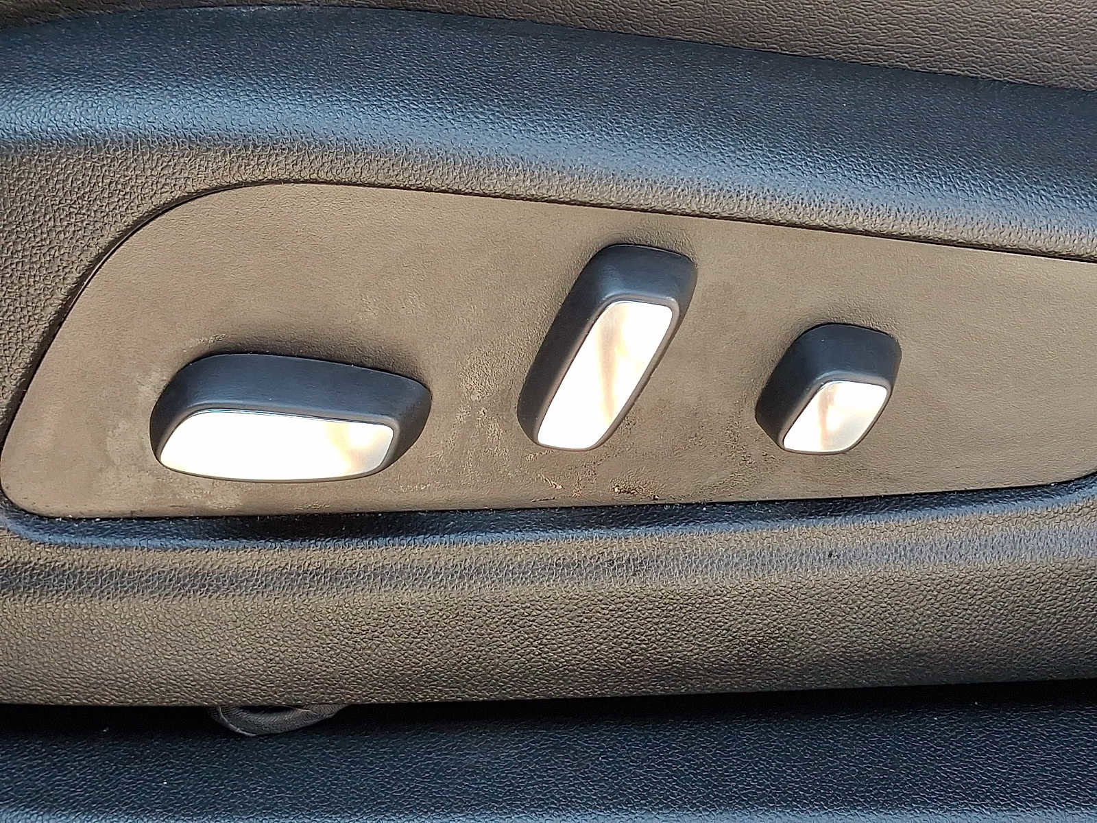 Certified 2023 Cadillac XT5 Premium Luxury w/ Technology Package image 18