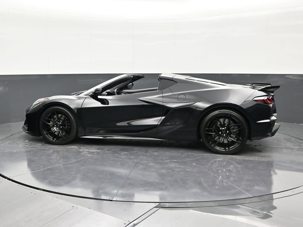 Certified 2025 Chevrolet Corvette Z06 image 2