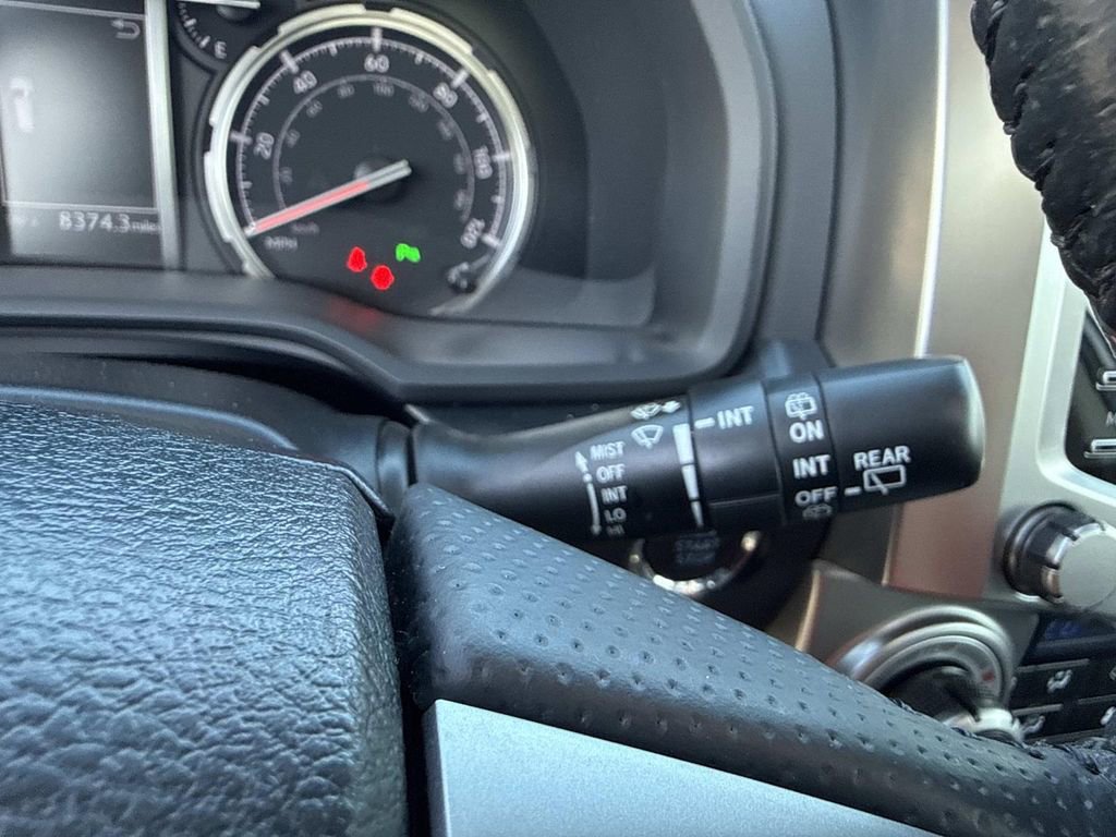 Used 2024 Toyota 4Runner Limited AWD/4WD image 44
