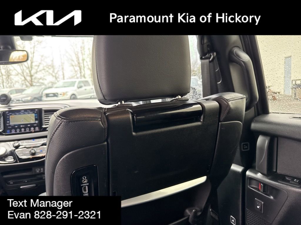 Used 2020 Chrysler Pacifica Touring-L Plus image 19