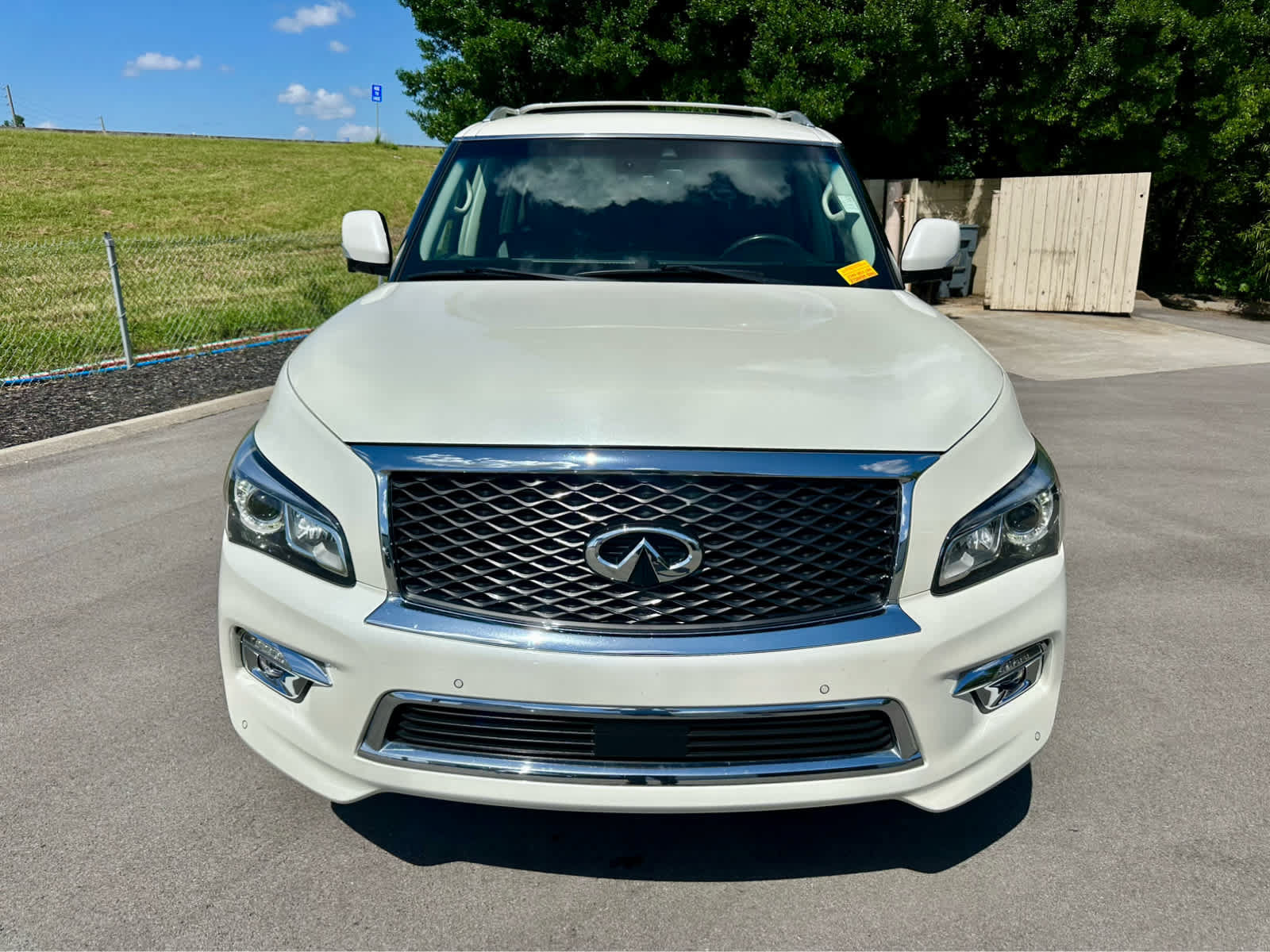 Used 2017 INFINITI QX80 2WD w/ Driver Assistance Package video 2