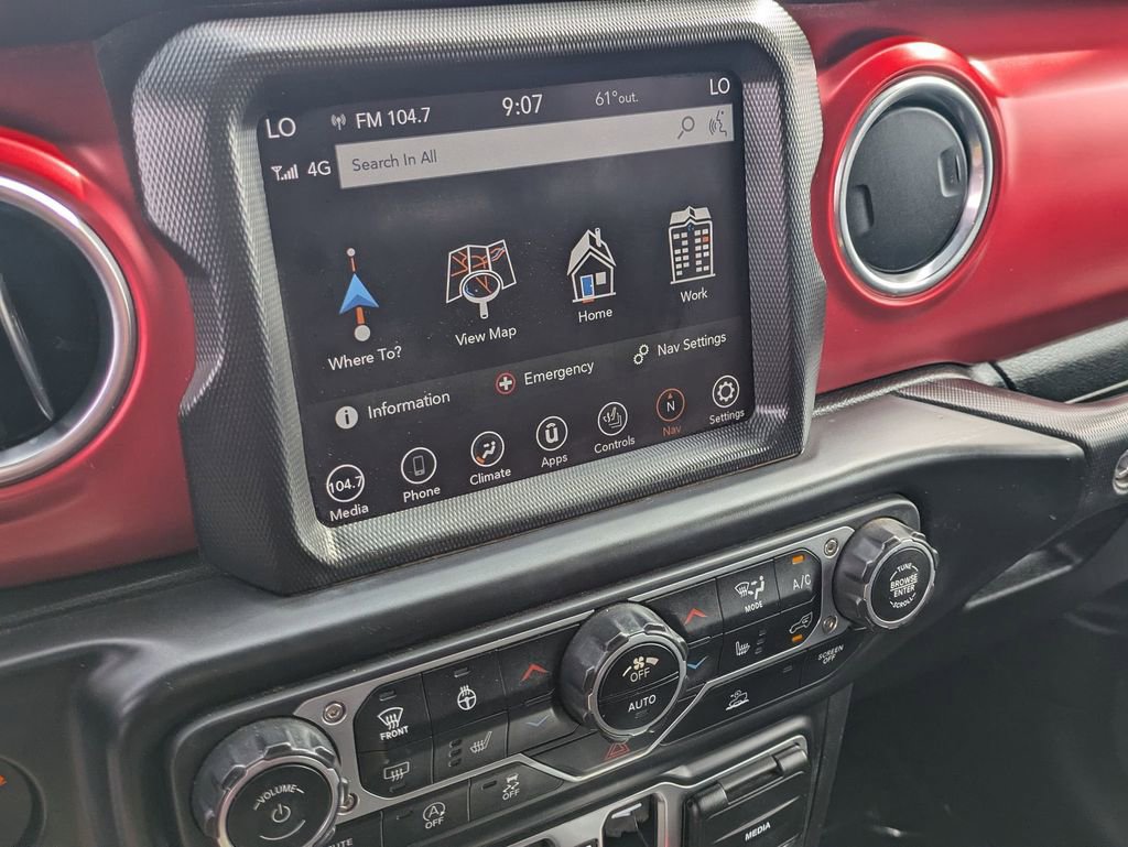 Used 2022 Jeep Wrangler Unlimited Rubicon w/ Cold Weather Group AWD/4WD image 21