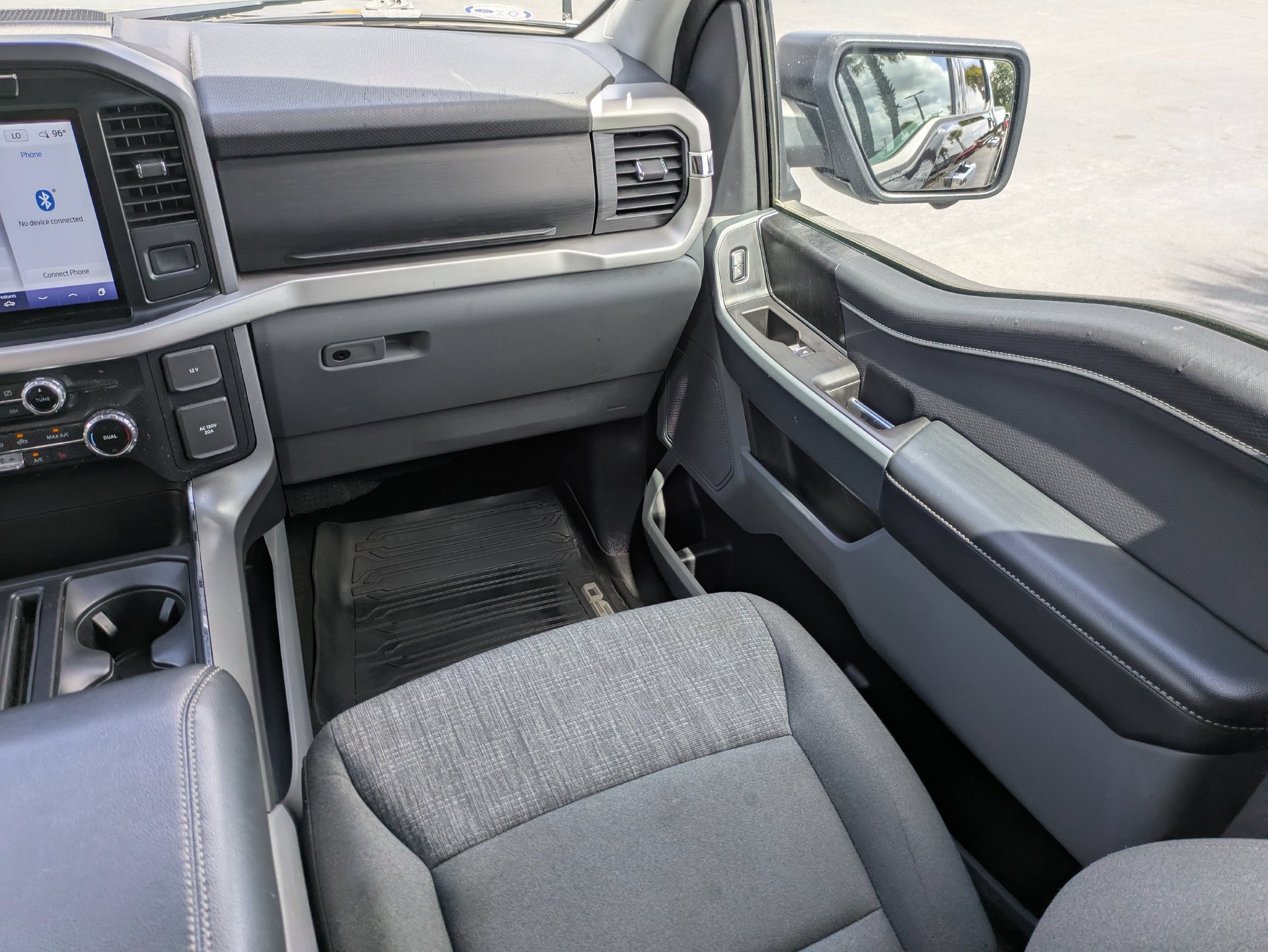 Used 2022 Ford F150 XLT w/ Equipment Group 302A High AWD/4WD image 22