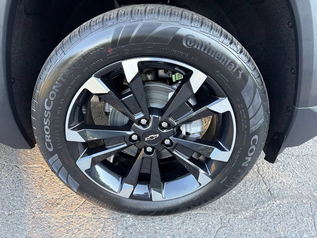 New 2027 Chevrolet Equinox RS w/ Convenience Package III AWD/4WD image 9