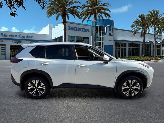 Used 2023 Nissan Rogue SV w/ SV Premium B Package FWD image 9