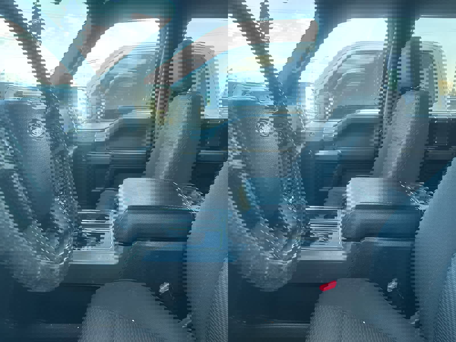 Used 2017 Ford F150 XLT w/ Equipment Group 302A Luxury image 29